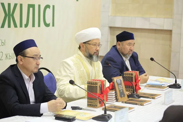 Qazaxıstanda üç islami kitabın təqdimatı olub