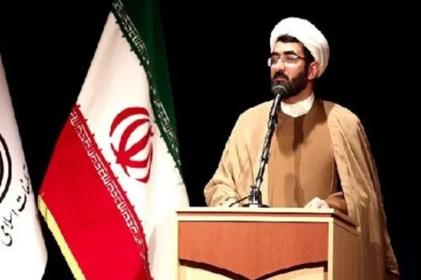 امامان جماعت اهل تسنن بهترین گزینه برای احیای مساجد محله خود هستند