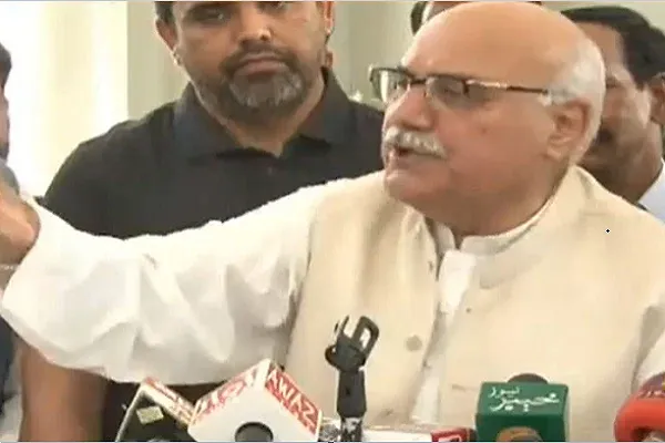 دو سیاسی جماعتوں کا نئے الیکشن کرانے کا مطالبہ