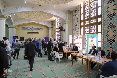 استقرار میز خدمت دستگاه‎های دولتی در مصلی امام خمینی (ره) تبریز‎