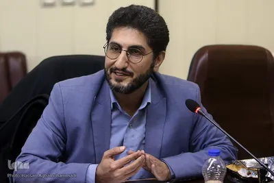 آیین رونمایی از کتاب «صبح‌بخیر آقای نویسنده» تالیف حسین زحمتکش زنجانی