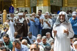 مراسم دعای عرفه در آستان عباسی