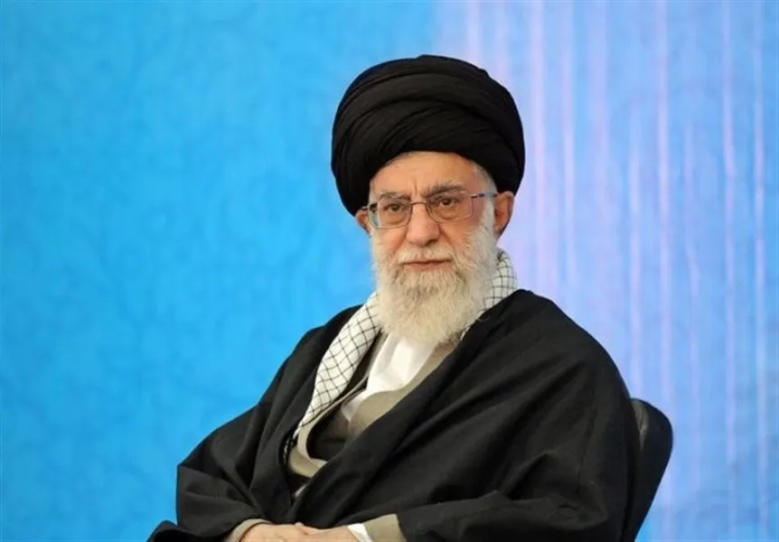 مبارزه با فساد بدون ملاحظه و تعدی و فقط بر مدار حق، عدل و قانون
