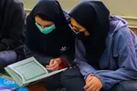 کرسی تلاوت قرآن دانش‌آموزی در ملایر