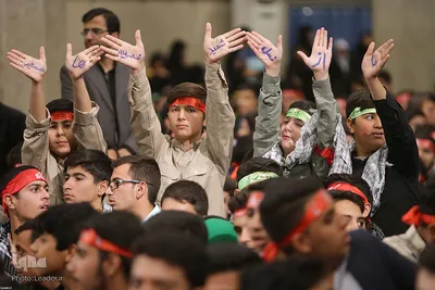 دیدار دانش‌آموزان و دانشجویان با رهبر انقلاب