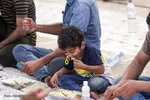 سفره افطار ناشنوایان 