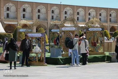 میزبانی نقش جهان از مسافران نوروزی نصف جهان