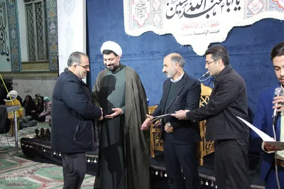مراسم تجلیل از خدمتگزاران اربعین حسینی در ملایر