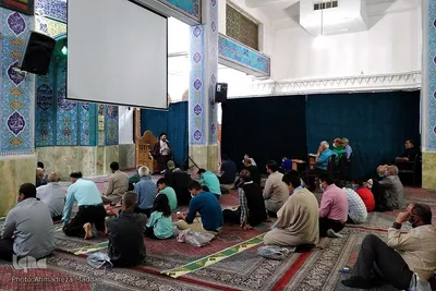 جزءخوانی و تفسیر قرآن در آستان مقدس علی ابن حمزه (ع) شیراز‎‎