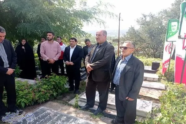 آیین عطر افشانی  و غبارروبی مزار شهدا در سوادکوه شمالی