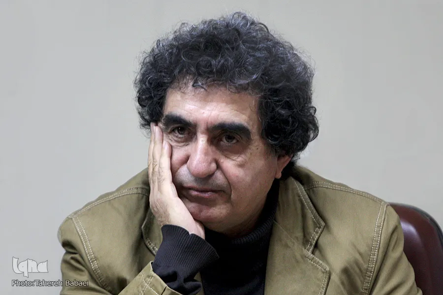 چوب کبریت بین چشمانمان قرار دهیم تا پلک‌هایمان باز بماند!