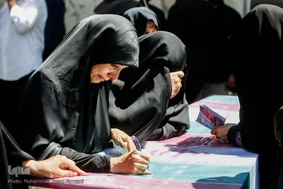 تشییع پیکر ۱۳۵ شهید گمنام دفاع مقدس