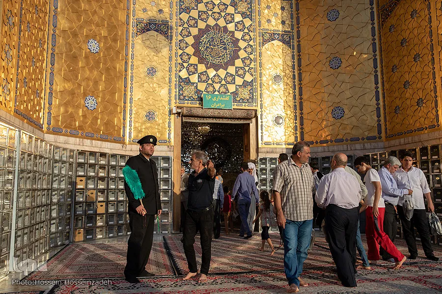 خادمان حرم امام رضا 