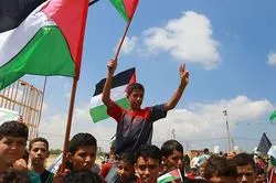 Venerdì di proteste della Grande Marcia del Ritorno a Gaza: 3 palestinesi uccisi e 307 feriti
