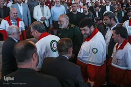 آیین گرامیداشت هفته دفاع مقدس و تجلیل از خادمان اربعین حسینی