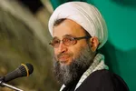 نباید از نگاه عاشورایی کوتاه بیاییم