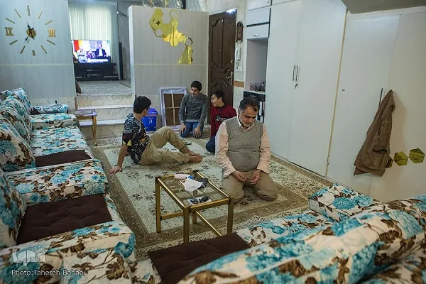 خطاهای شناختی مانع از تحقق سبک زندگی اسلامی / روش‌های همدلی در خانواده کدامند