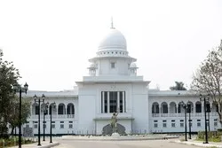 Un Bangladais condamné pour des commentaires obscènes sur le Prophète (psl)