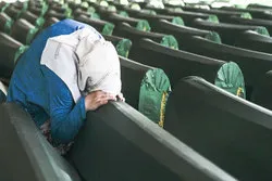 Gerichtshof: Niederlande tragen Mitschuld an Srebrenica
