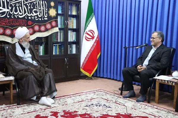 دولت زمینه‌های خودکفایی، اشتغال، درآمدزایی و رشد اقتصادی را فراهم کند