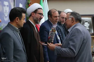 برگزاری مراسم گرامیداشت شهدای بمباران 27 دی دانشگاه تبریز
