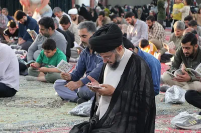 مراسم معنوی دعای عرفه در ملایر