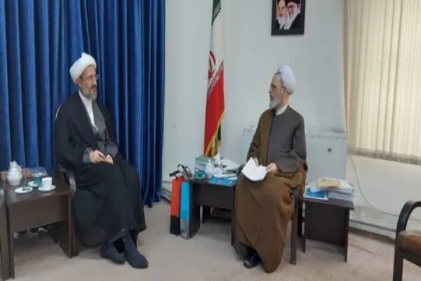 دانشگاه قم قطب علوم انسانی اسلامی شود