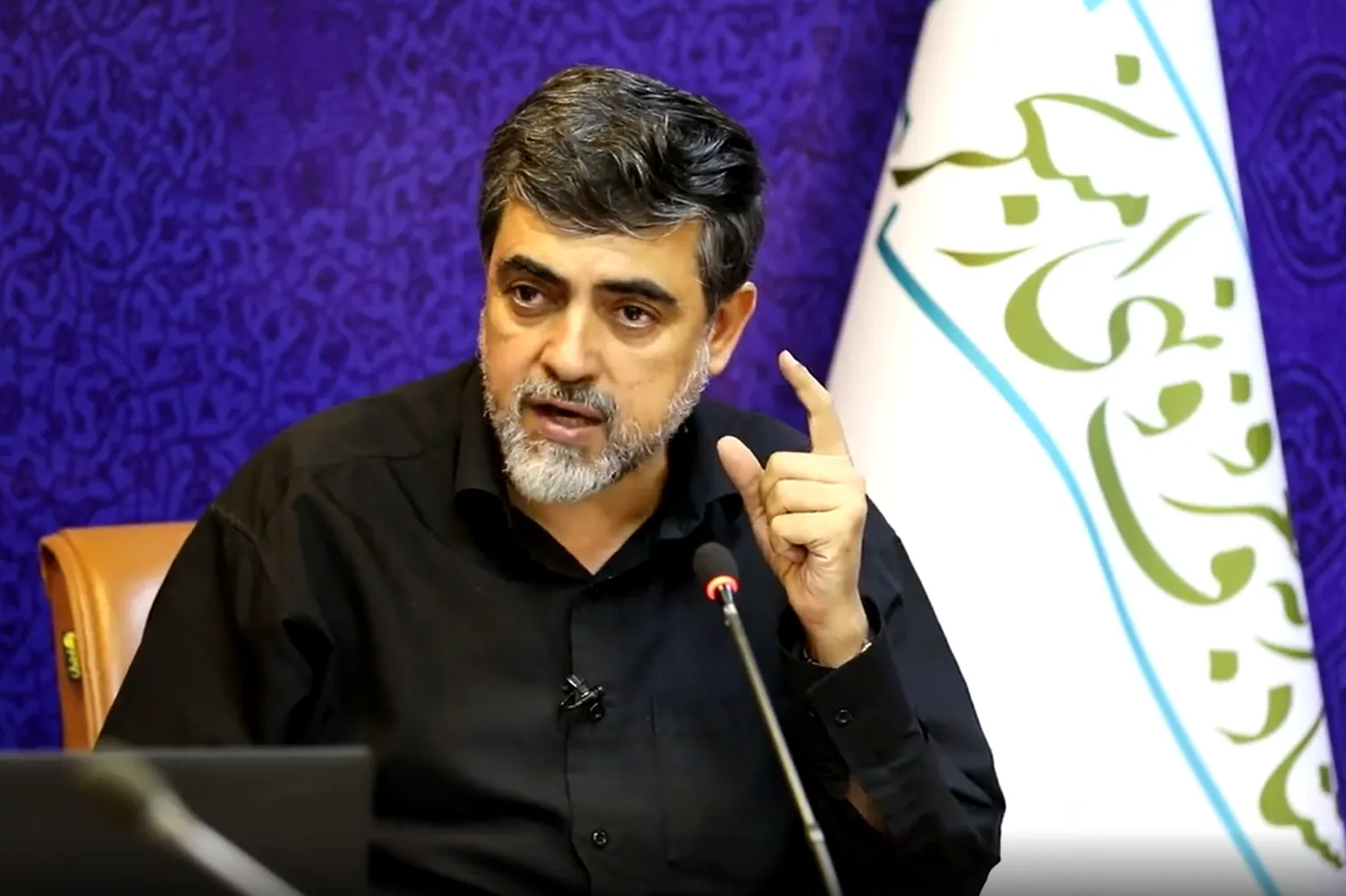 هیچ مدیری حق ندارد نسبت به تذکر امر به معروف بی‌تفاوت باشد