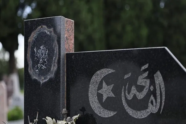 Arjantin'de İslam Mezarlığındaki 100'den fazla mezar tahrip edildi