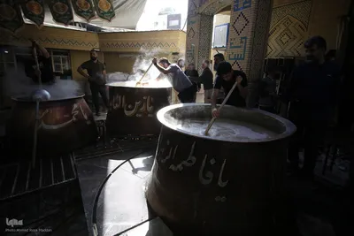 پخت بزرگترین سمنو شیرازی در کشور