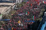 آه بی‌پایان ایران؛ از روز شهادت تا آخرین بدرقه رهبر شهید