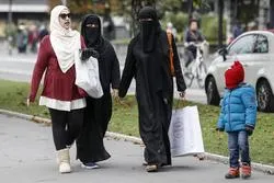 La Suisse dit  non à la burqa