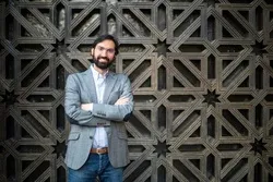  Spanish Artist Hails Prominence of Islamic Art at Expo 2020