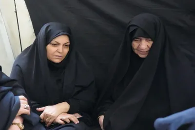 مراسم وداع بانوان لرستانی با رهبر شهید 