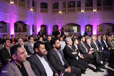 تجلیل از کارآفرین برتر یزدی در رویداد هفت سرو