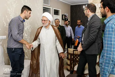 دیدار نمایندگان جامعه قرآنی با خانواده شهید مدافع حرم علی آقا عبداللهی
