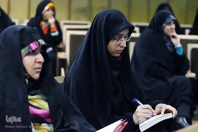 نشست عرصه‌های پژوهش در علوم قرآنی و حدیث