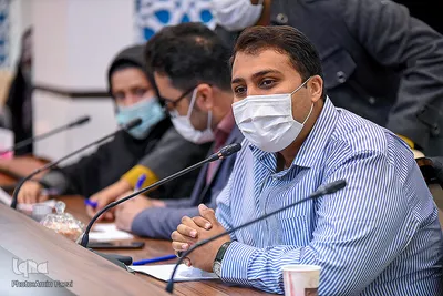 نشست دبیران تشکل‌های دانشجویی فارس با نماینده ولی‌فقیه در استان