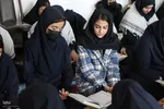 کرسی تلاوت قرآن دانش‌آموزی