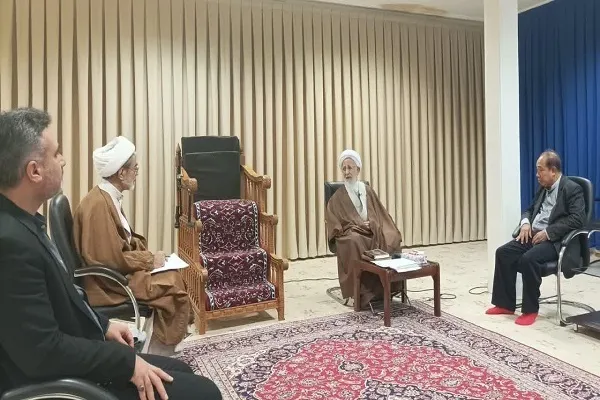 آیت‌الله جوادی آملی: فلسفه را از راه قرآن باید یاد گرفت