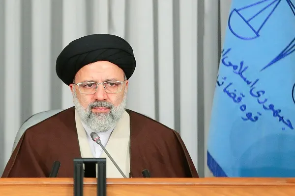 نه مذاکره و نه تسلیم؛ فقط مقاومت و ایستادگی/ همه قوا و دستگاه‌ها در برابر دشمن فعال باشند