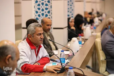 نشست قرارگاه بهداشت و سلامت آستان مقدس شاهچراغ(ع)