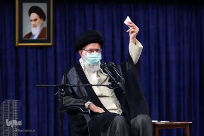 حضرت آیت الله خامنه‌ای، رهبر معظم انقلاب اسلامی