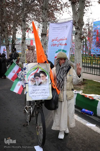 راهپیمایی یوم الله ۲۲ بهمن در تهران -3