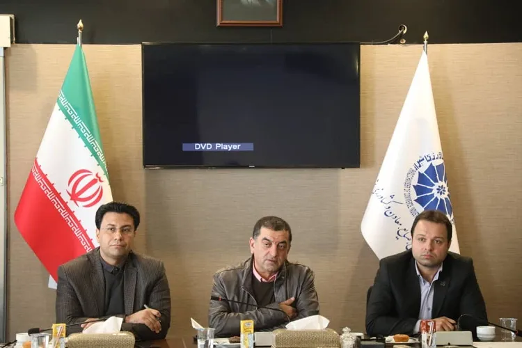 تولیدکنندگان سربازان نبرد جنگ اقتصادی هستند