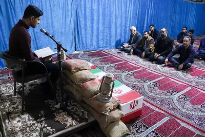 مراسم یادواره شهدا در دانشکده قرآنی شیراز