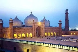 د پاکستان په جوماتونو کې د له افطار تر سهار د قرآن کریم د تلاوت طرحه
