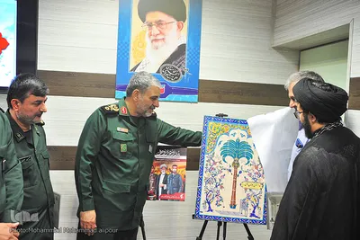 رونمایی از تولیدات گرافیکی شهدای قربانی ترور