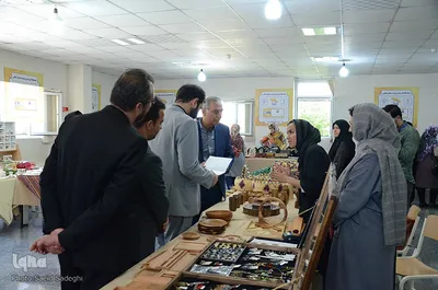 بازدید معاون وزیر تعاون، کار و رفاه اجتماعی از نمایشگاه طرح ملی توسعه مشاغل خانگی‎‎‎‎