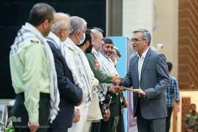 آیین تجلیل از پیشکسوتان دفاع مقدس و مقاومت
